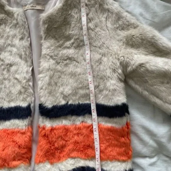 Fuzzy cropped jacket - Picture 3 of 11